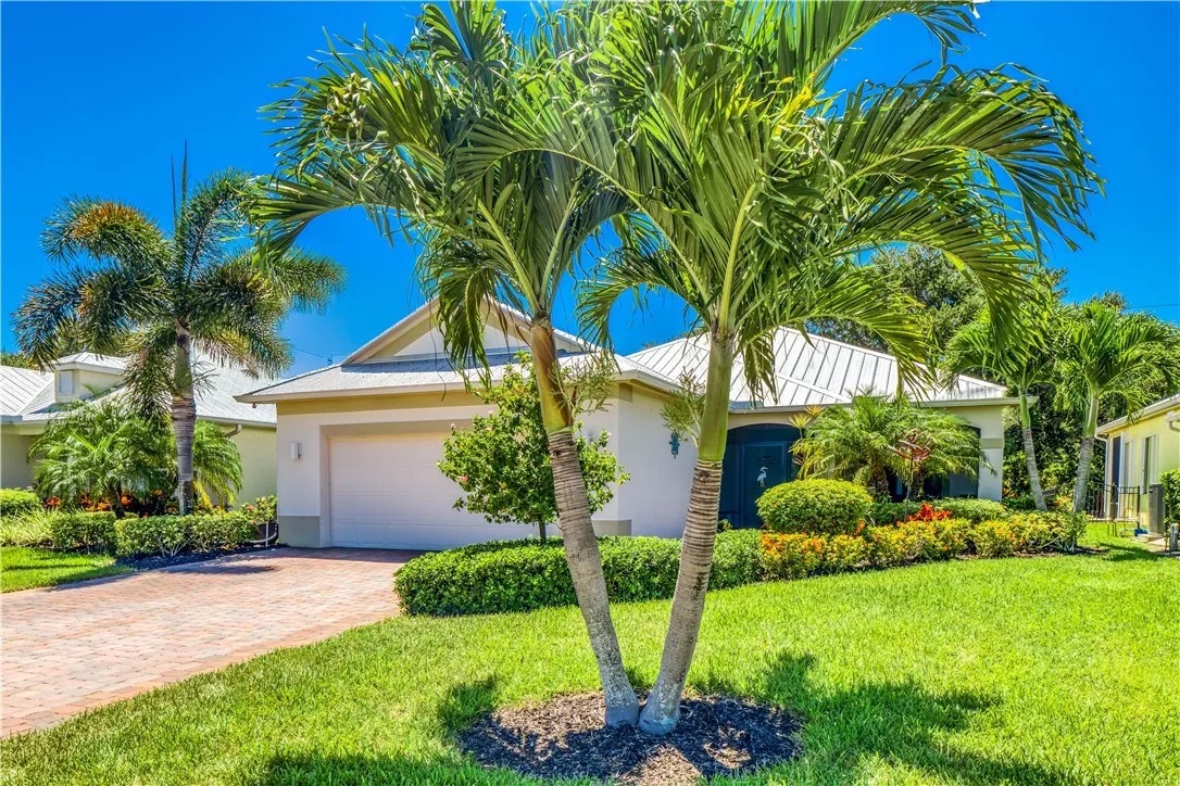 443 11th Sq SW, Vero Beach, FL